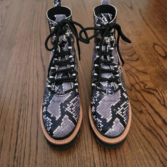 Marc Fisher Black/White snake Boots - Picture 2 of 4